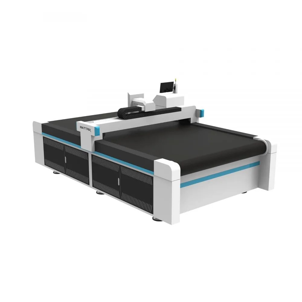 Cortadora MATRIXX 1625 — detalhe do painel de controle e cabeçote (cortadora digital de mesa para embalagens, displays e corte de contorno TEKNOVA)