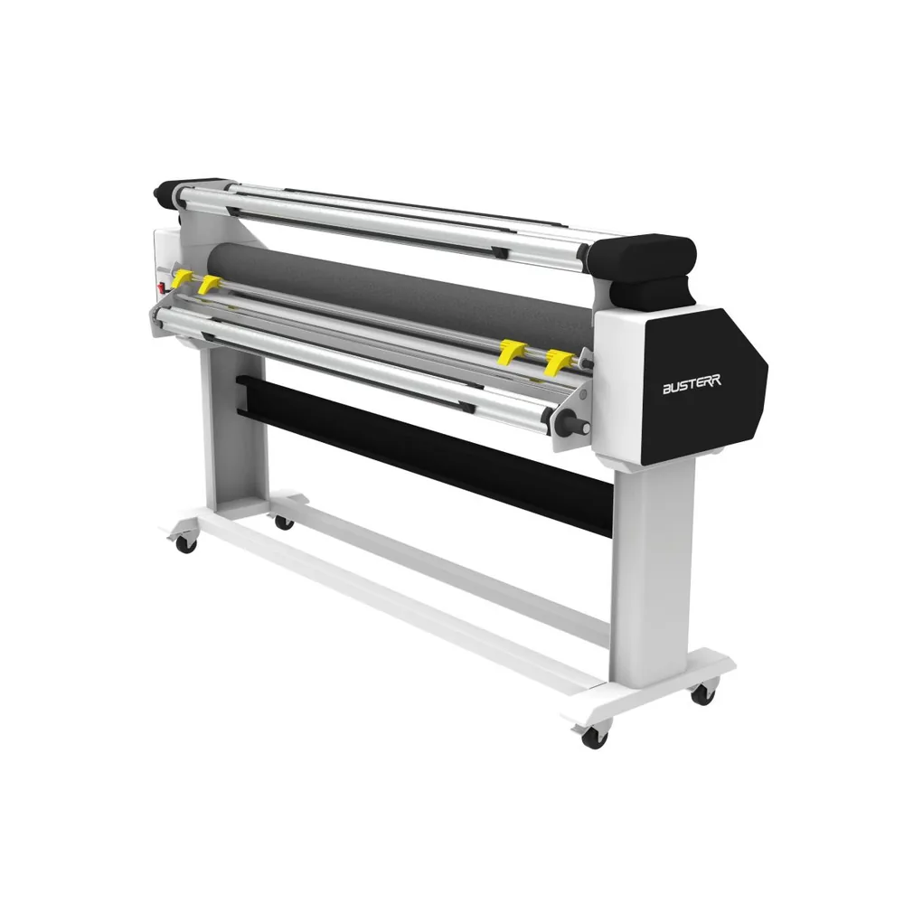 Laminadora BUSTERR Standard — detalhe da área de trabalho e acabamento (laminadora refiladora quente e frio para proteção e acabamento de impressões TEKNOVA) Laminadora BUSTERR Standard — detalhe da área de trabalho e acabamento (laminadora refiladora quente e frio para proteção e acabamento de impressões TEKNOVA)