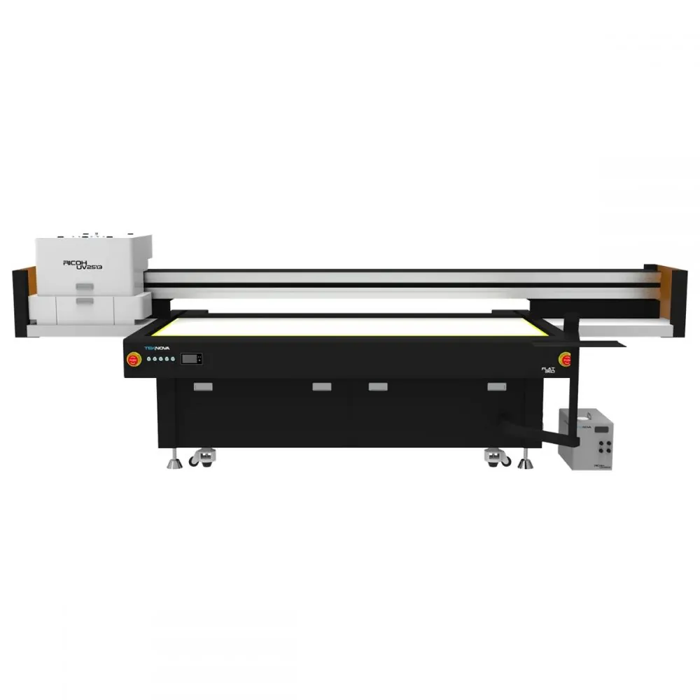 Impressora UV FB PRIME 2513 Ricoh — vista lateral e estrutura da máquina (impressora UV para impressão direta em materiais rígidos e personalização TEKNOVA) Impressora UV FB PRIME 2513 Ricoh — vista lateral e estrutura da máquina (impressora UV para impressão direta em materiais rígidos e personalização TEKNOVA)