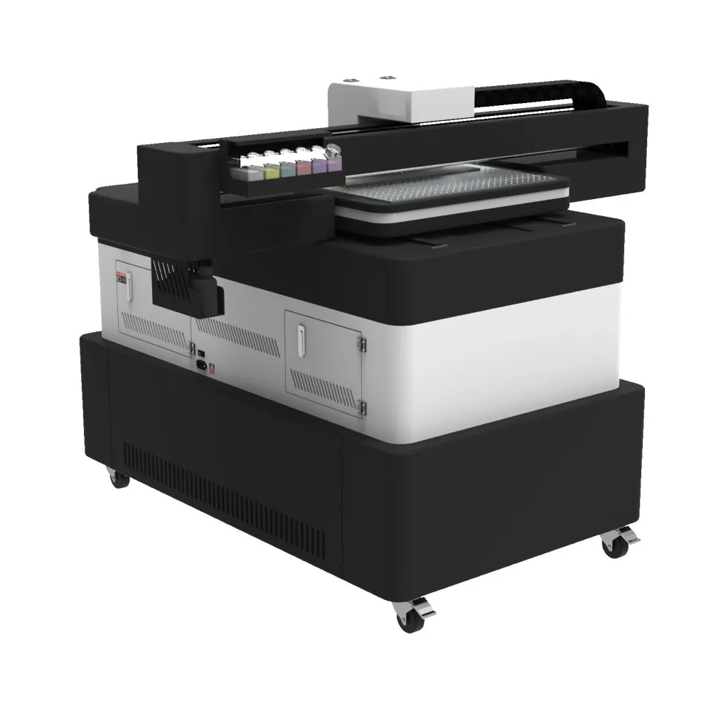Impressora UV FB PRIME 6090 — detalhe da área de trabalho e acabamento (impressora UV para impressão direta em materiais rígidos e personalização TEKNOVA)